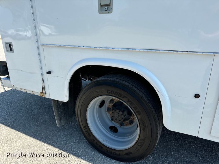 image for item EH6946 2005 Chevrolet  C4500 utility / service truck