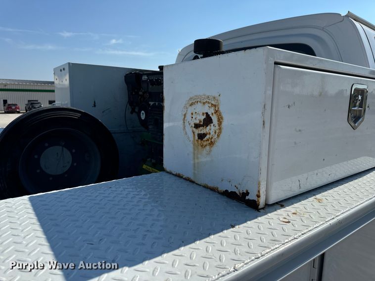 image for item EH6946 2005 Chevrolet  C4500 utility / service truck