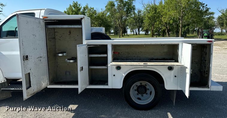 image for item EH6946 2005 Chevrolet  C4500 utility / service truck