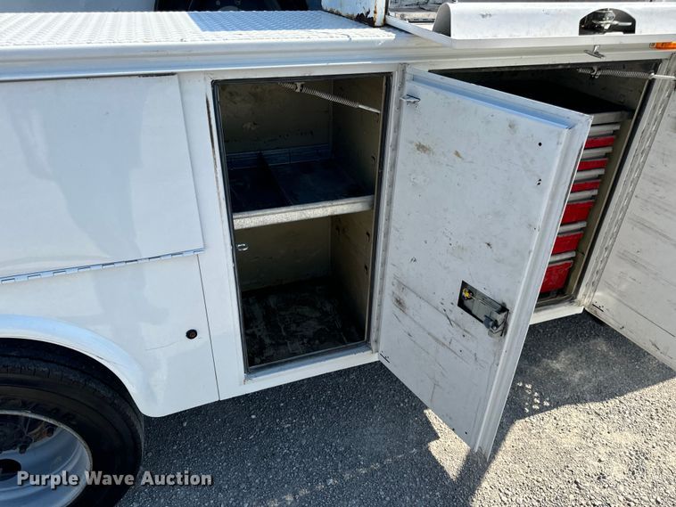 image for item EH6946 2005 Chevrolet  C4500 utility / service truck