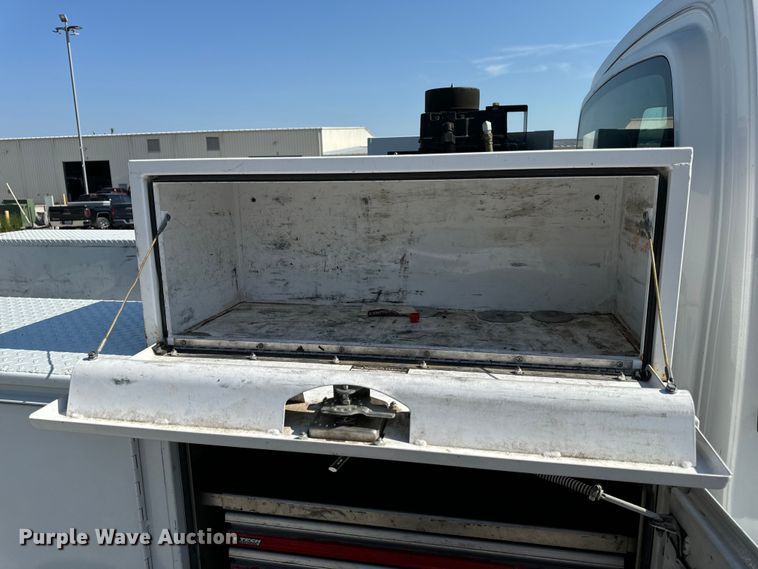 image for item EH6946 2005 Chevrolet  C4500 utility / service truck