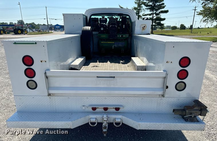 image for item EH6946 2005 Chevrolet  C4500 utility / service truck