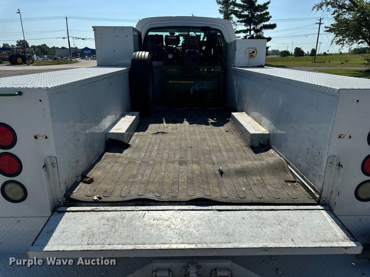 image for item EH6946 2005 Chevrolet  C4500 utility / service truck