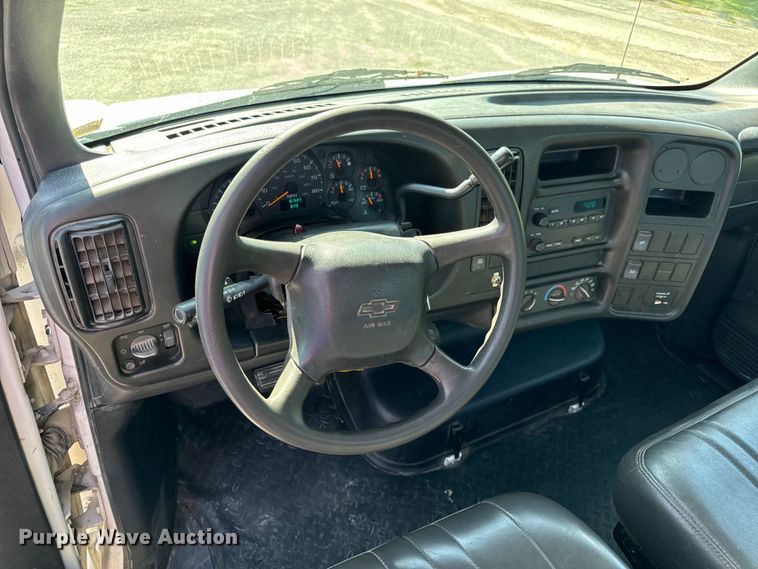 image for item EH6946 2005 Chevrolet  C4500 utility / service truck
