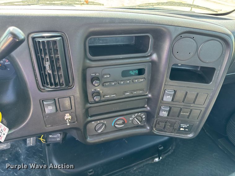 image for item EH6946 2005 Chevrolet  C4500 utility / service truck