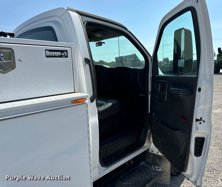 image for item EH6946 2005 Chevrolet  C4500 utility / service truck