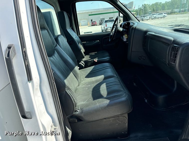 image for item EH6946 2005 Chevrolet  C4500 utility / service truck