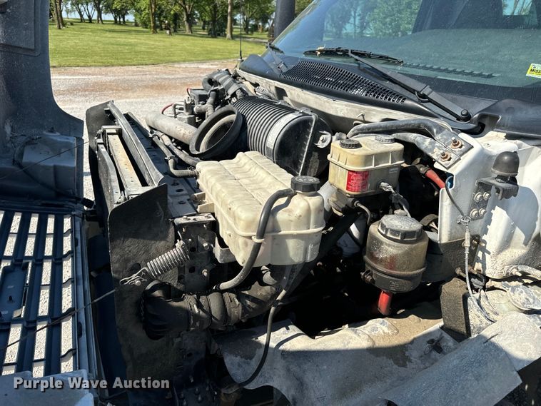 image for item EH6946 2005 Chevrolet  C4500 utility / service truck