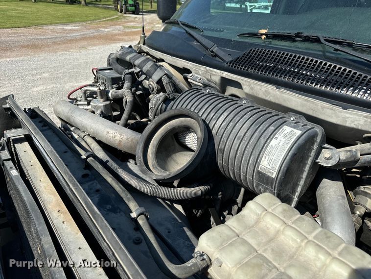 image for item EH6946 2005 Chevrolet  C4500 utility / service truck