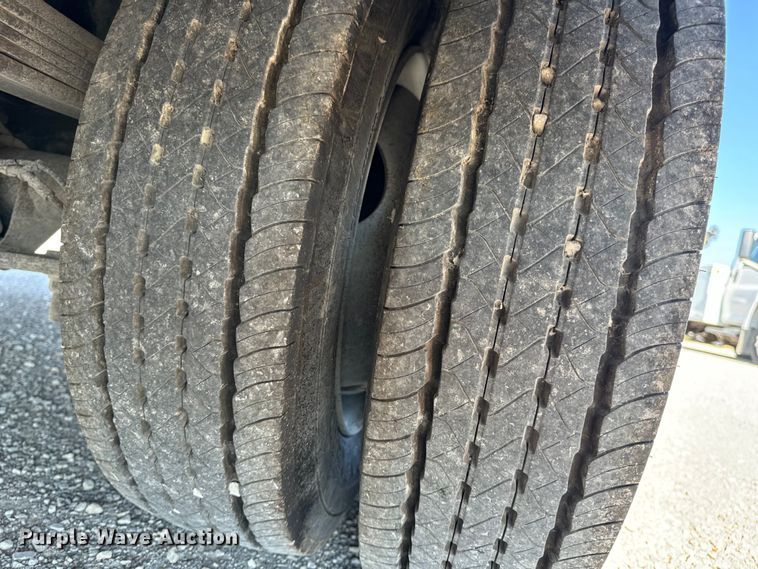 image for item EH6946 2005 Chevrolet  C4500 utility / service truck