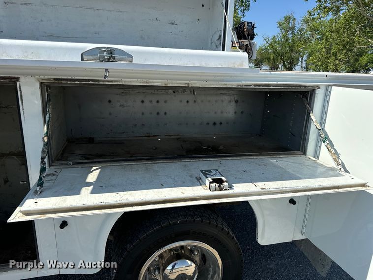 image for item EH6948 2005 Chevrolet  C4500 utility / service truck