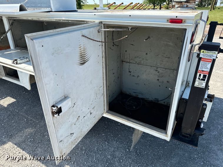 image for item EH6948 2005 Chevrolet  C4500 utility / service truck