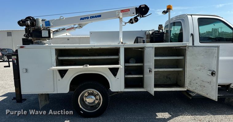 image for item EH6948 2005 Chevrolet  C4500 utility / service truck