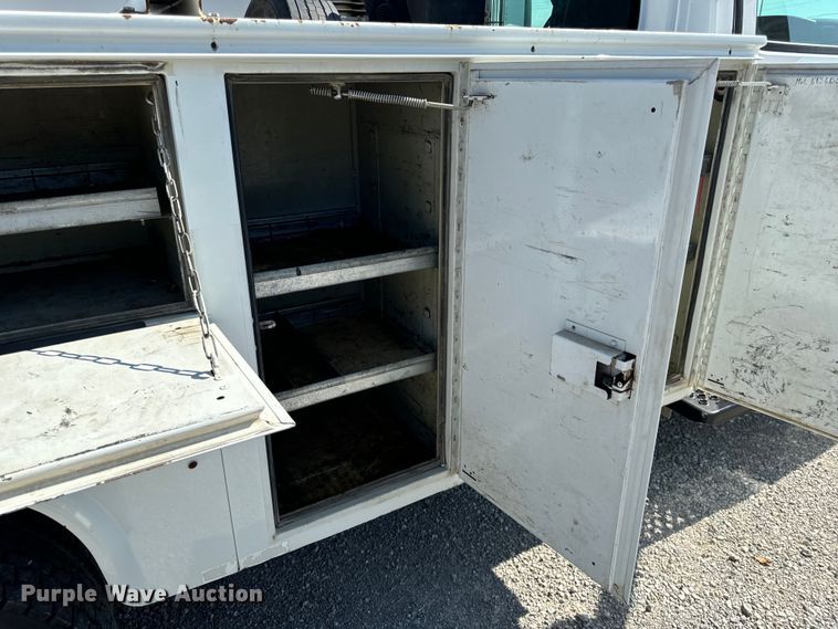 image for item EH6948 2005 Chevrolet  C4500 utility / service truck