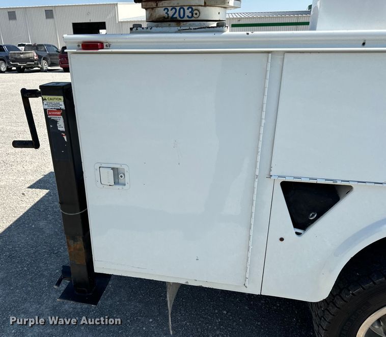 image for item EH6948 2005 Chevrolet  C4500 utility / service truck