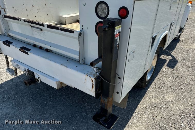 image for item EH6948 2005 Chevrolet  C4500 utility / service truck