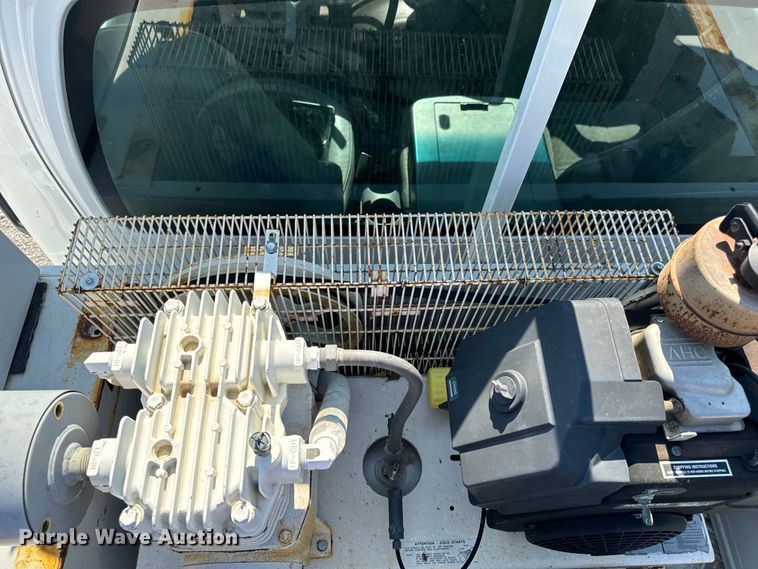 image for item EH6948 2005 Chevrolet  C4500 utility / service truck