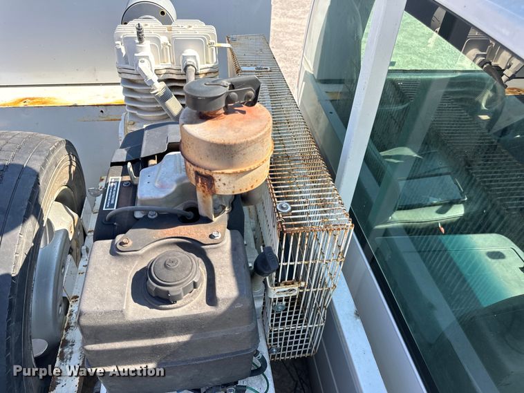 image for item EH6948 2005 Chevrolet  C4500 utility / service truck