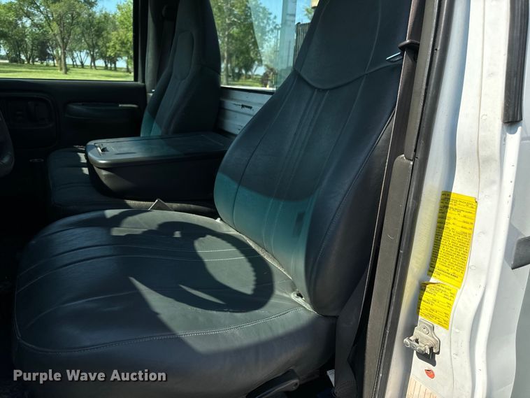 image for item EH6948 2005 Chevrolet  C4500 utility / service truck