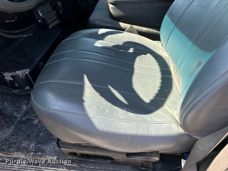 image for item EH6948 2005 Chevrolet  C4500 utility / service truck