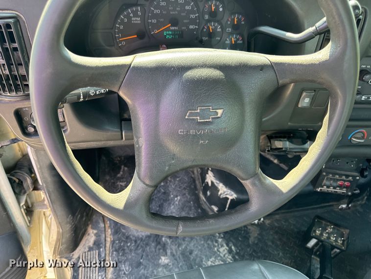 image for item EH6948 2005 Chevrolet  C4500 utility / service truck