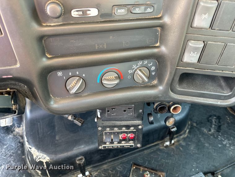 image for item EH6948 2005 Chevrolet  C4500 utility / service truck