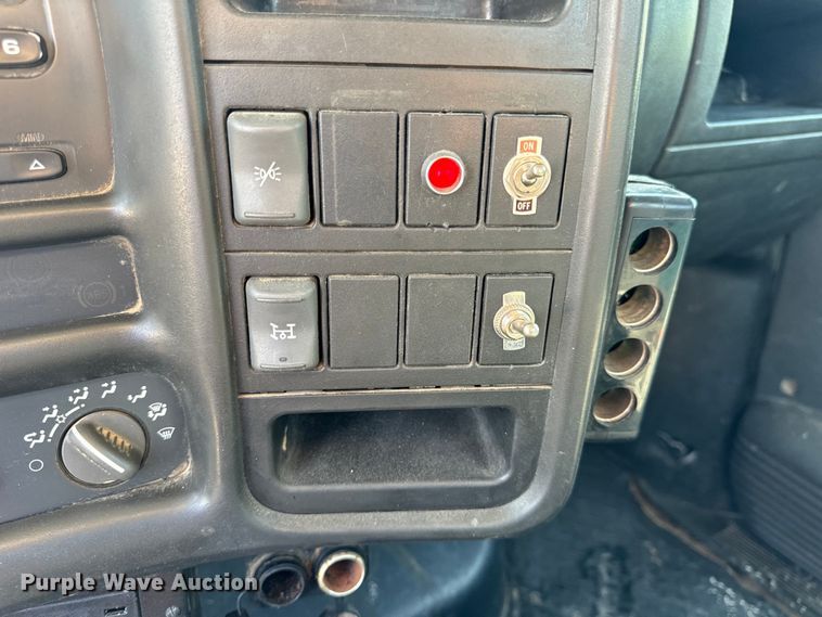 image for item EH6948 2005 Chevrolet  C4500 utility / service truck