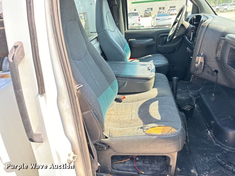 image for item EH6948 2005 Chevrolet  C4500 utility / service truck