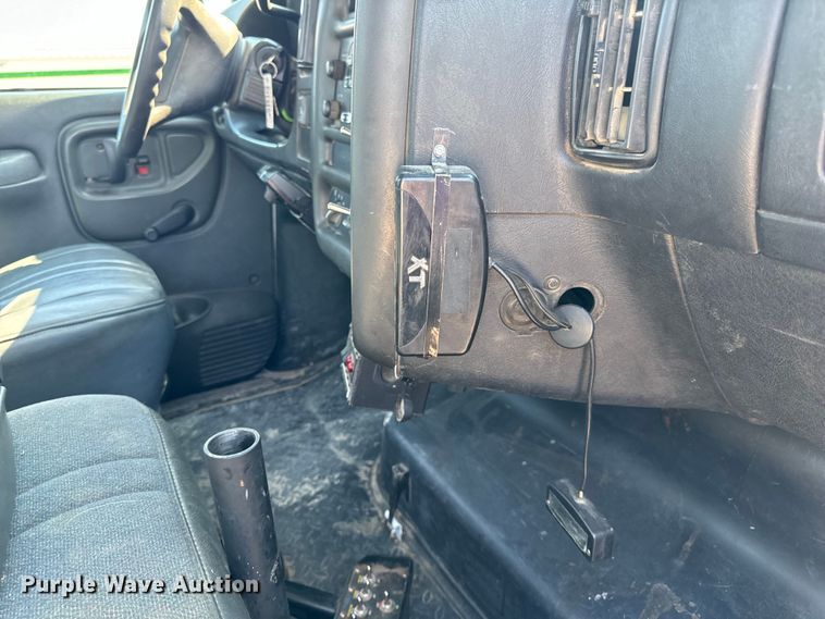 image for item EH6948 2005 Chevrolet  C4500 utility / service truck