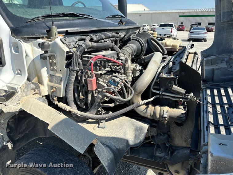 image for item EH6948 2005 Chevrolet  C4500 utility / service truck