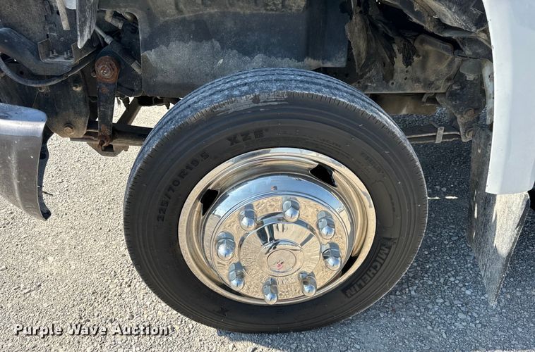 image for item EH6948 2005 Chevrolet  C4500 utility / service truck