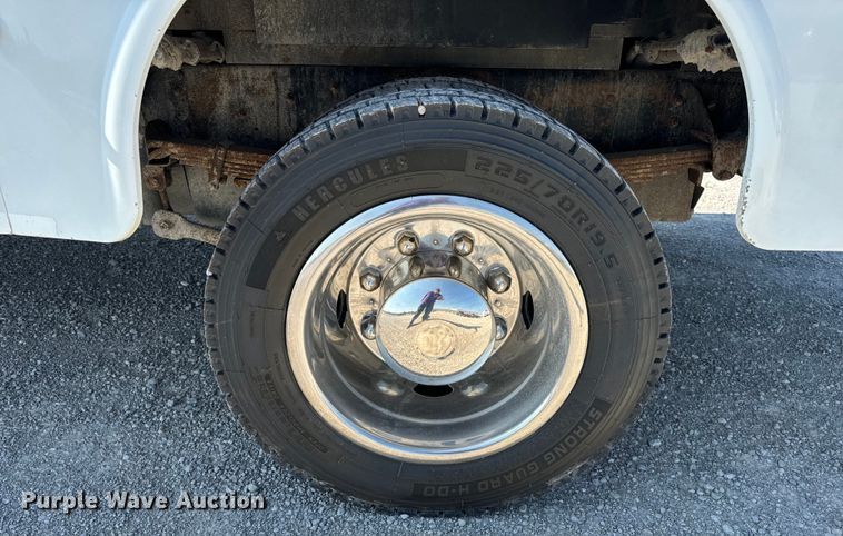 image for item EH6948 2005 Chevrolet  C4500 utility / service truck