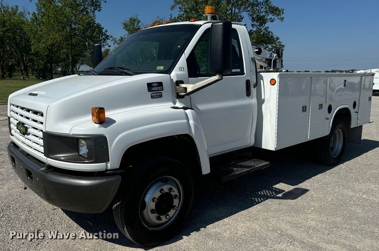 image for item EH6949 2005 Chevrolet  C4500 utility / service truck