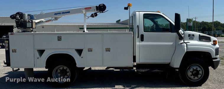 image for item EH6949 2005 Chevrolet  C4500 utility / service truck