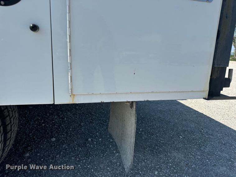 image for item EH6949 2005 Chevrolet  C4500 utility / service truck