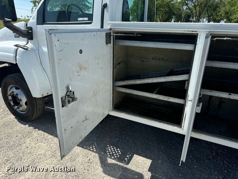 image for item EH6949 2005 Chevrolet  C4500 utility / service truck