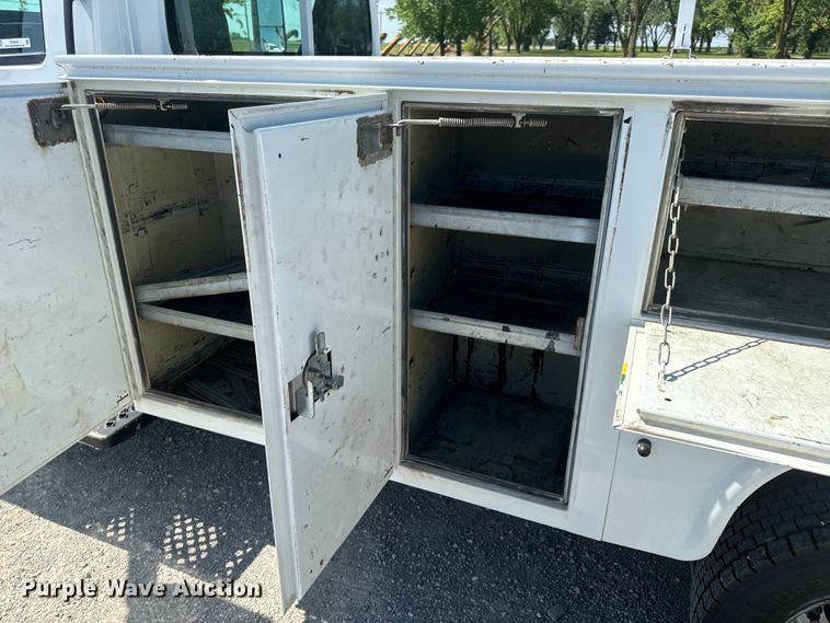 image for item EH6949 2005 Chevrolet  C4500 utility / service truck