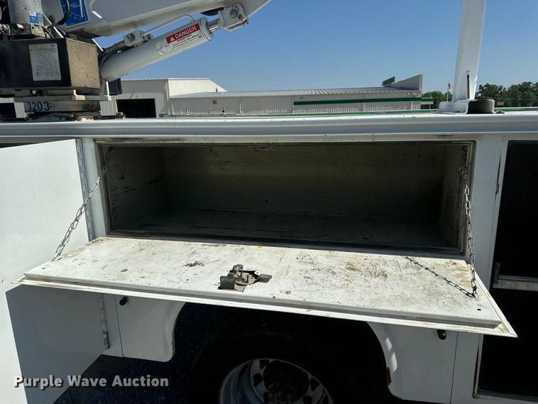 image for item EH6949 2005 Chevrolet  C4500 utility / service truck