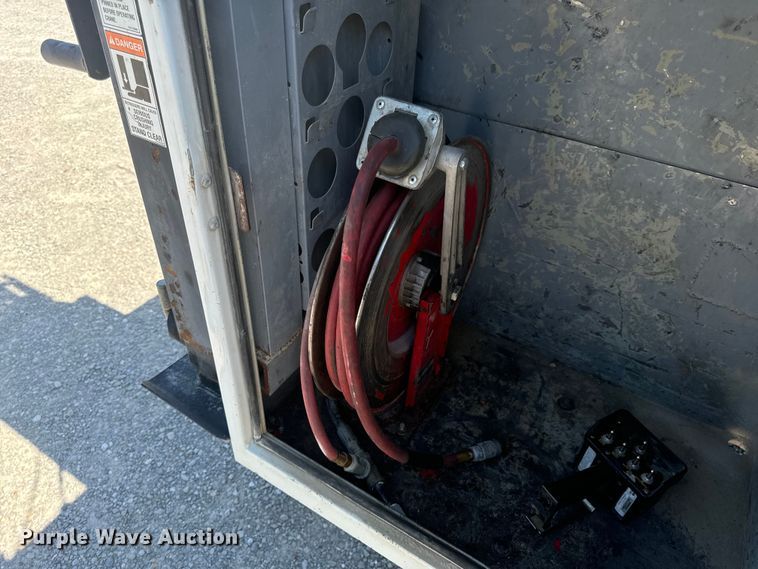 image for item EH6949 2005 Chevrolet  C4500 utility / service truck