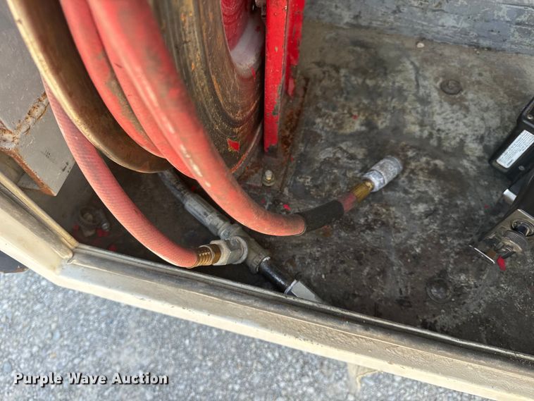 image for item EH6949 2005 Chevrolet  C4500 utility / service truck