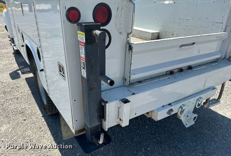 image for item EH6949 2005 Chevrolet  C4500 utility / service truck