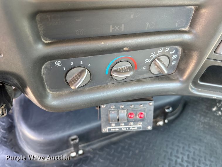 image for item EH6949 2005 Chevrolet  C4500 utility / service truck