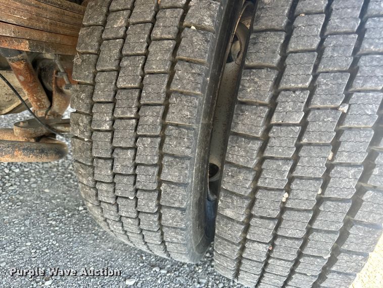 image for item EH6949 2005 Chevrolet  C4500 utility / service truck