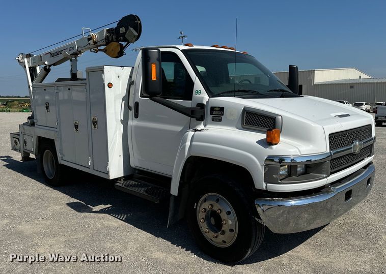 image for item EH6950 2007 Chevrolet  C5500 utility / service truck