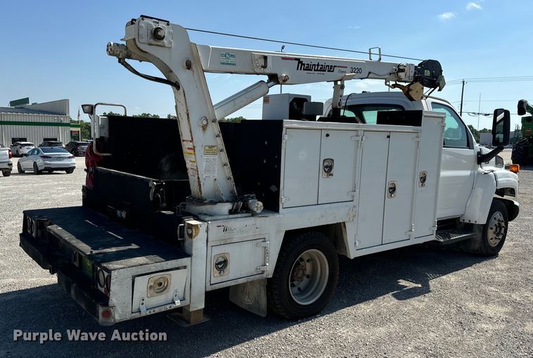 image for item EH6950 2007 Chevrolet  C5500 utility / service truck