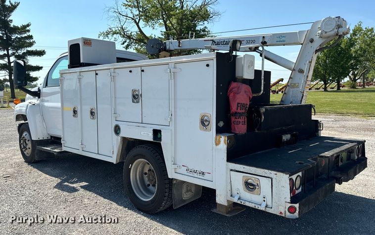 image for item EH6950 2007 Chevrolet  C5500 utility / service truck