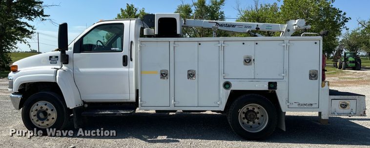 image for item EH6950 2007 Chevrolet  C5500 utility / service truck