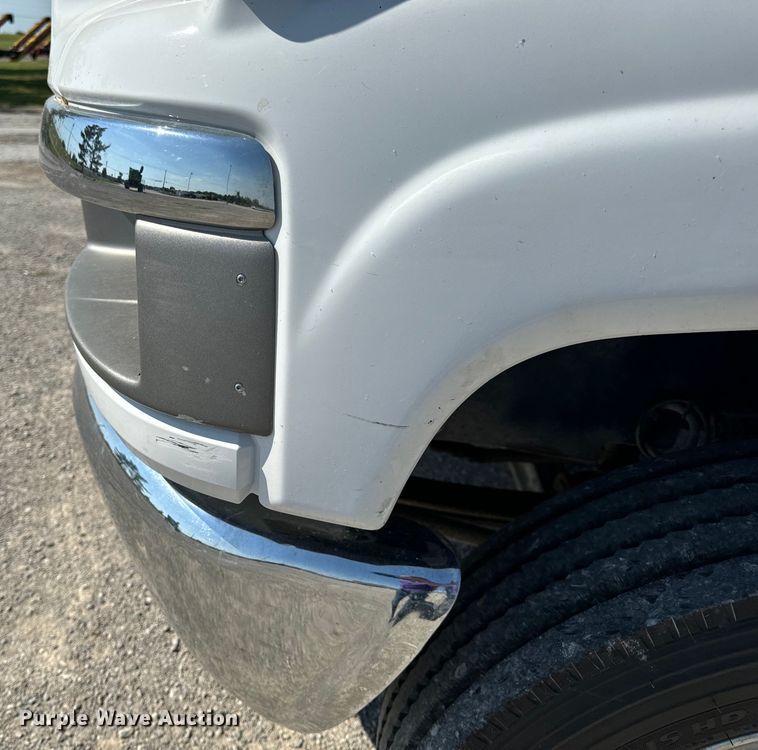 image for item EH6950 2007 Chevrolet  C5500 utility / service truck