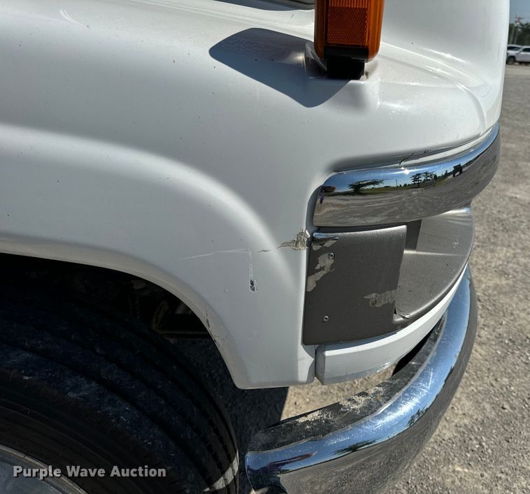 image for item EH6950 2007 Chevrolet  C5500 utility / service truck