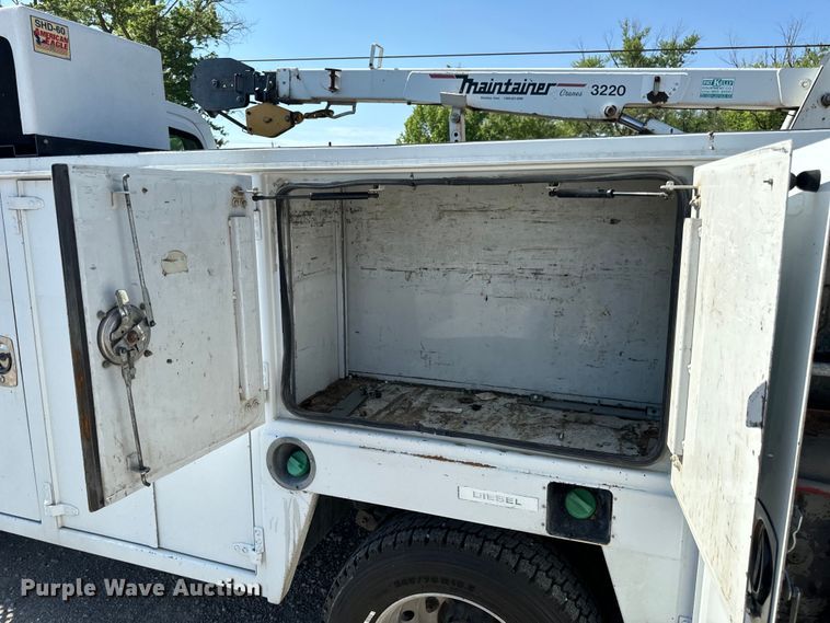 image for item EH6950 2007 Chevrolet  C5500 utility / service truck